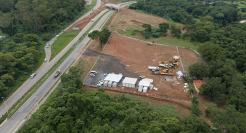Governo de Goiás retoma obras de viaduto estratégico na GO-020, entre Goiânia e Senador Canedo